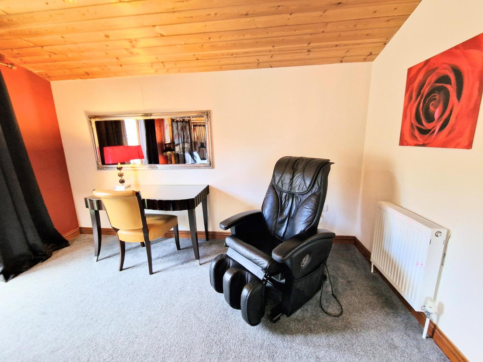 Вилла Lomond 4 With Private Hot Tub - Fife - Loch Leven - Lomond Hills Kelty Экстерьер фото