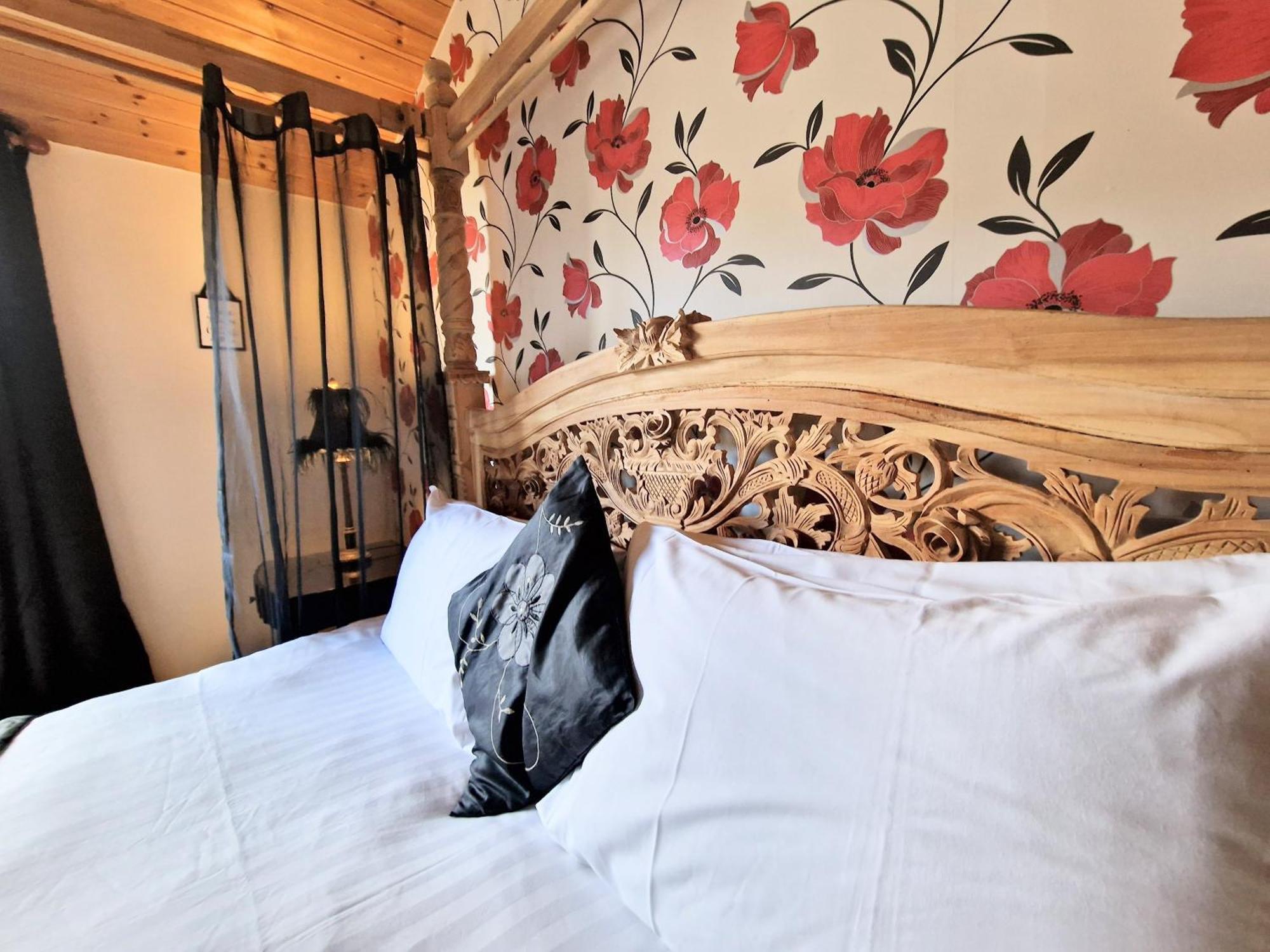 Вилла Lomond 4 With Private Hot Tub - Fife - Loch Leven - Lomond Hills Kelty Экстерьер фото
